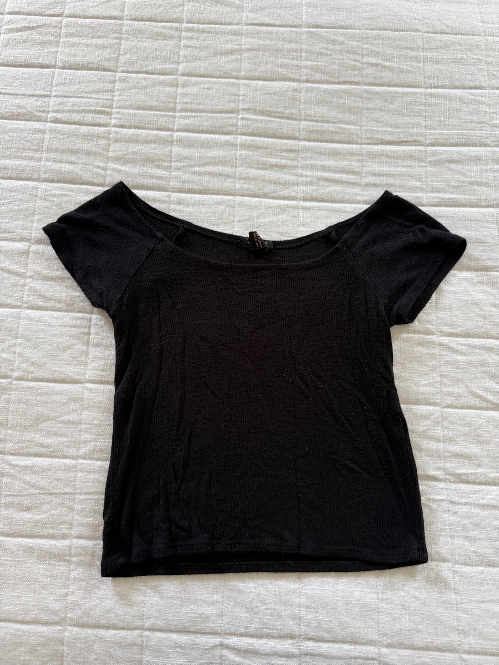 Forever 21 Black Off-Shoulder Crop Top